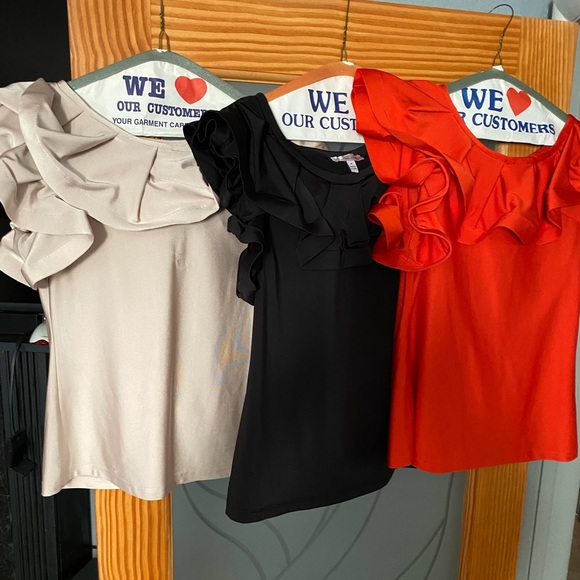 Black Layered Stretch Ruffle Blouse‼️🔥❤️🔥 - Picture 7 of 7